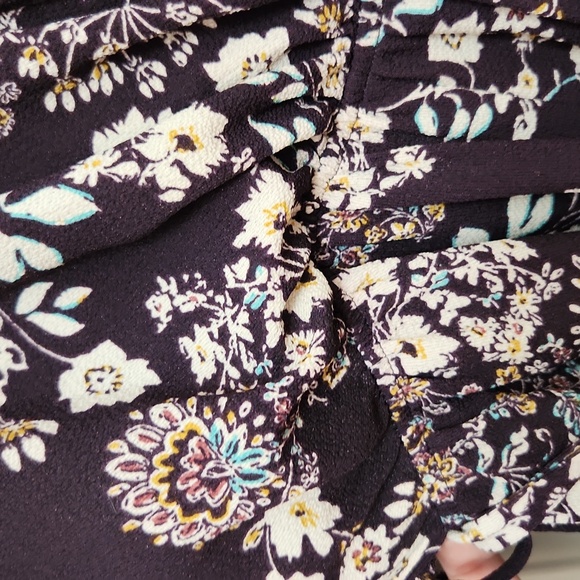 Belted Romper - Size M - Picture 4 of 4